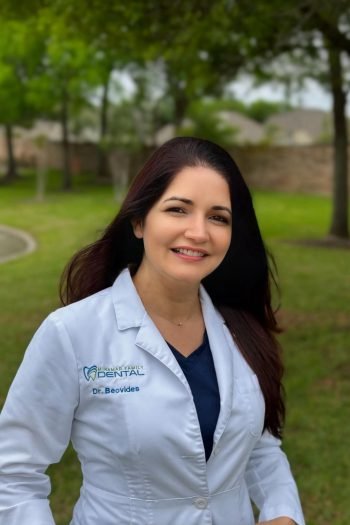 Dr Keyttia Beovides is our team leader and a general dentist from the University of Pennsylvania.